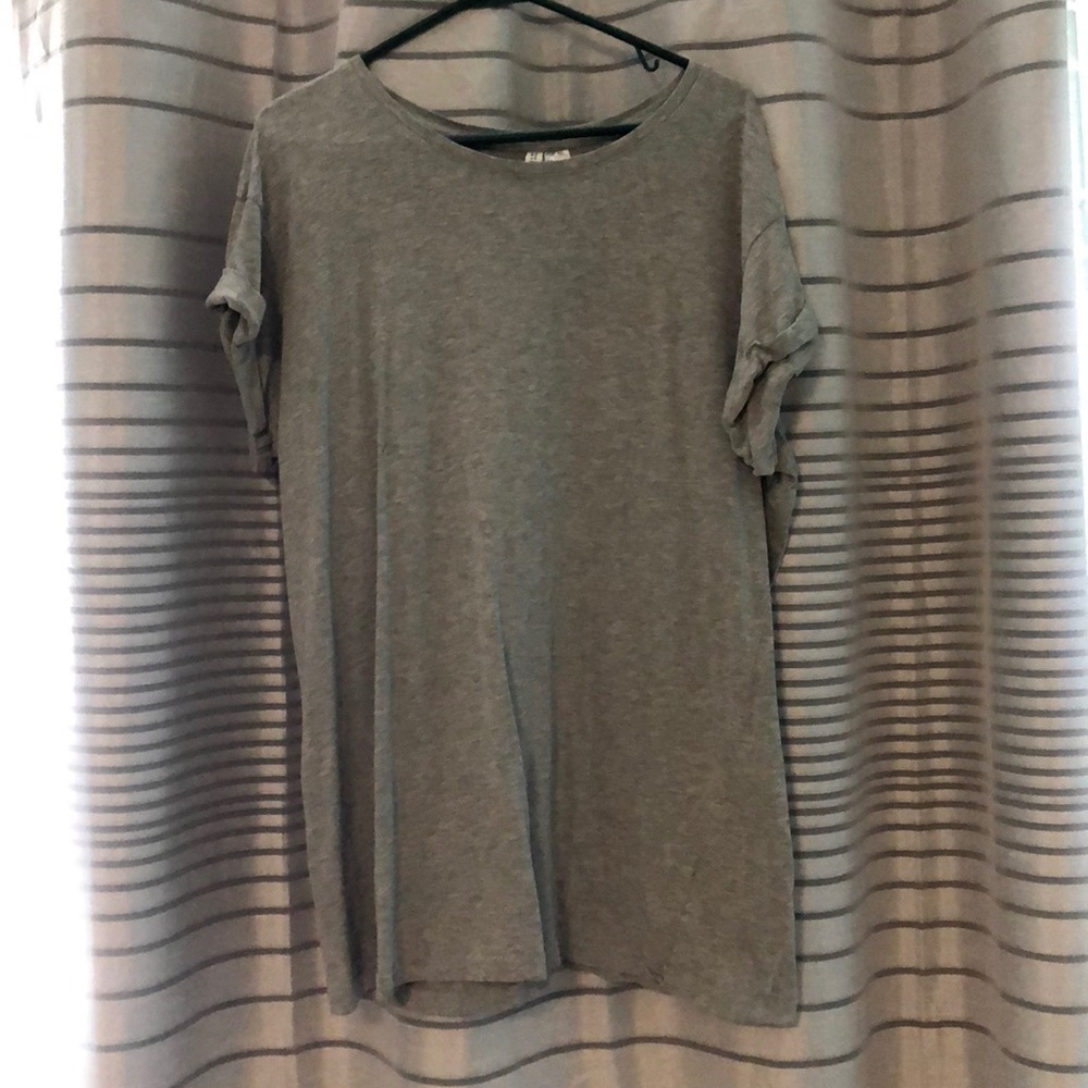 gray t-shirt dress